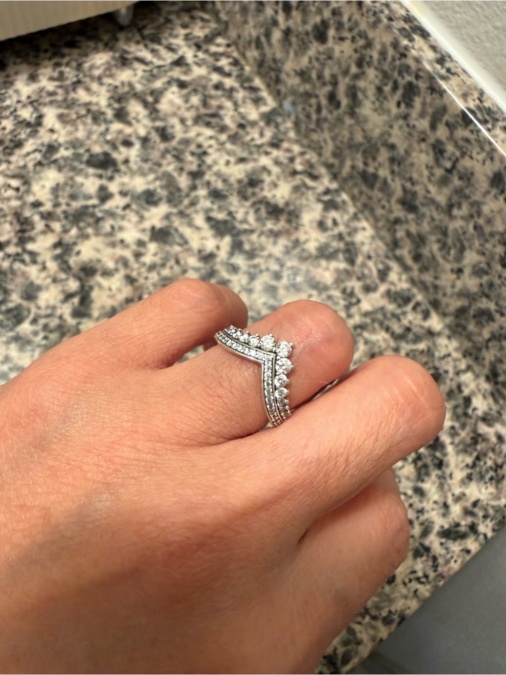 Pandora Silver-Tone V Chevron Ring with Clear Stones size 4/5